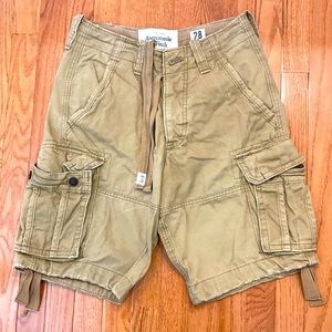 Abercrombie & Fitch cargo shorts, men’s light brown Tan